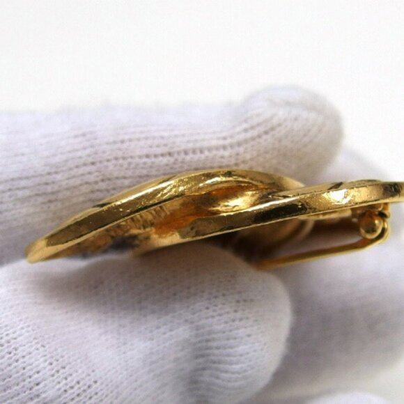 CHANEL Cocomark Matelasse Brooch Gold ⭐ - Picture 7 of 9